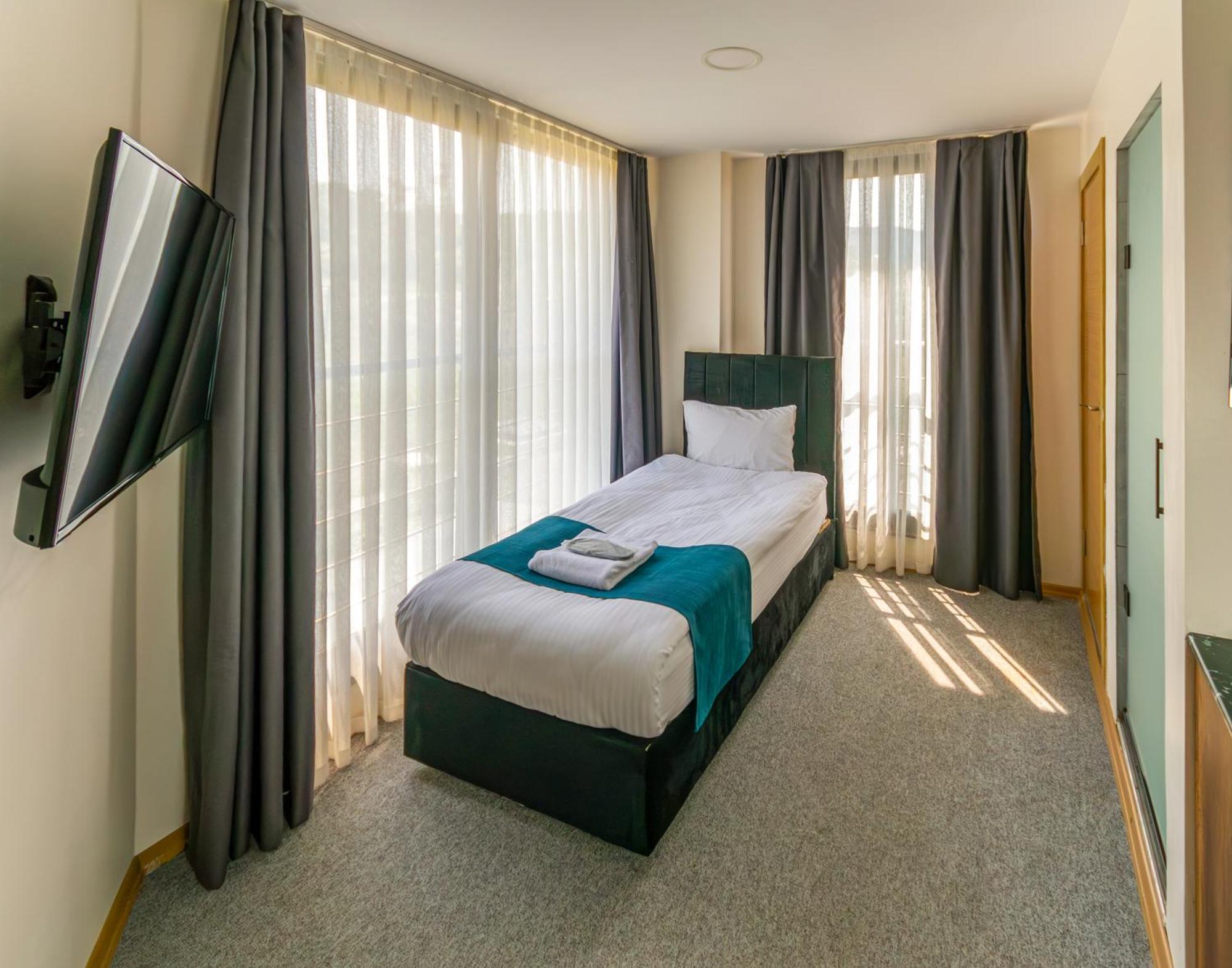 New Garden Airport Hotel Arnavutkoy Exterior foto